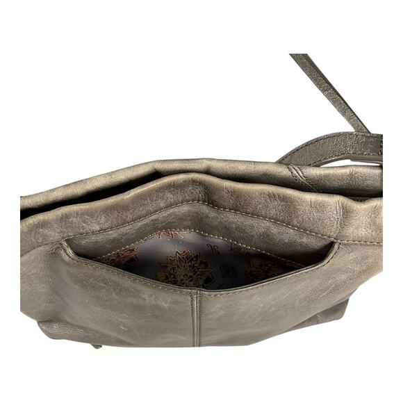 HOBO Leather Crossbody Bag Taupe Gray Whipstitch Adjustable Strap Boho Travel - Picture 9 of 10